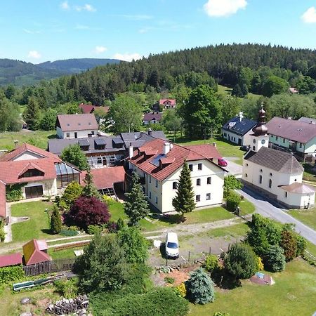 Pension Cervena Hotel Kasperske Hory Exterior photo